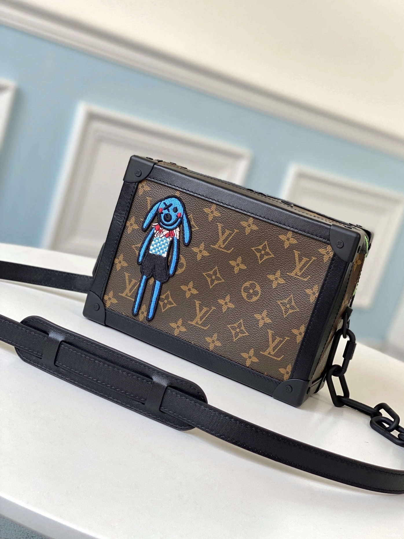 SOFT VUITTON LOUIS TRUNK 0801